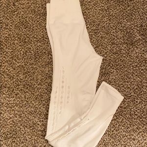 Carbon 38 White Leggings